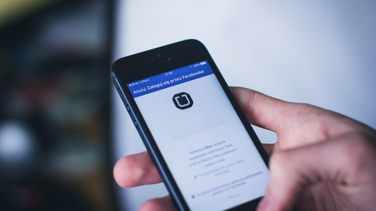 ¿Ya no usas Uber para pedir un coche? Ahora será tu asistente personal de viajes