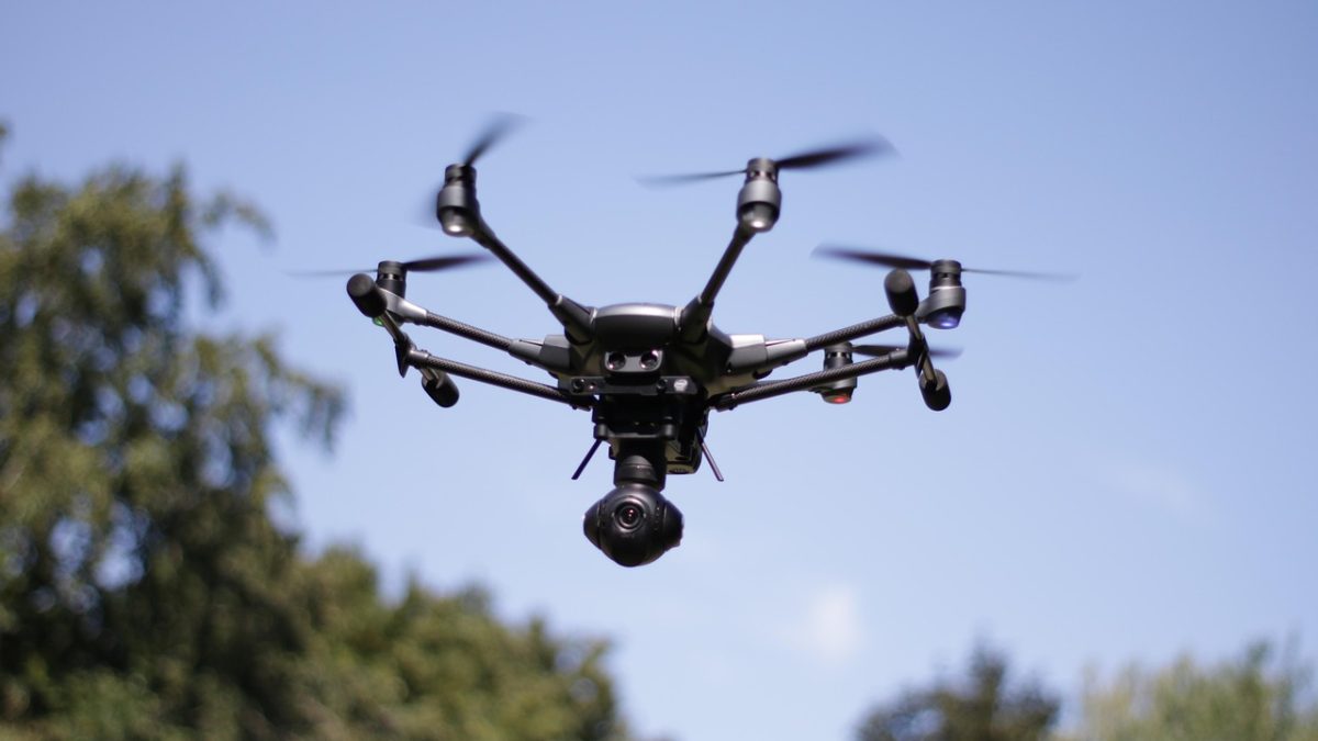 Drones Baratos, Amenazas Letales: La Evolución del Campo de Batalla en Ucrania