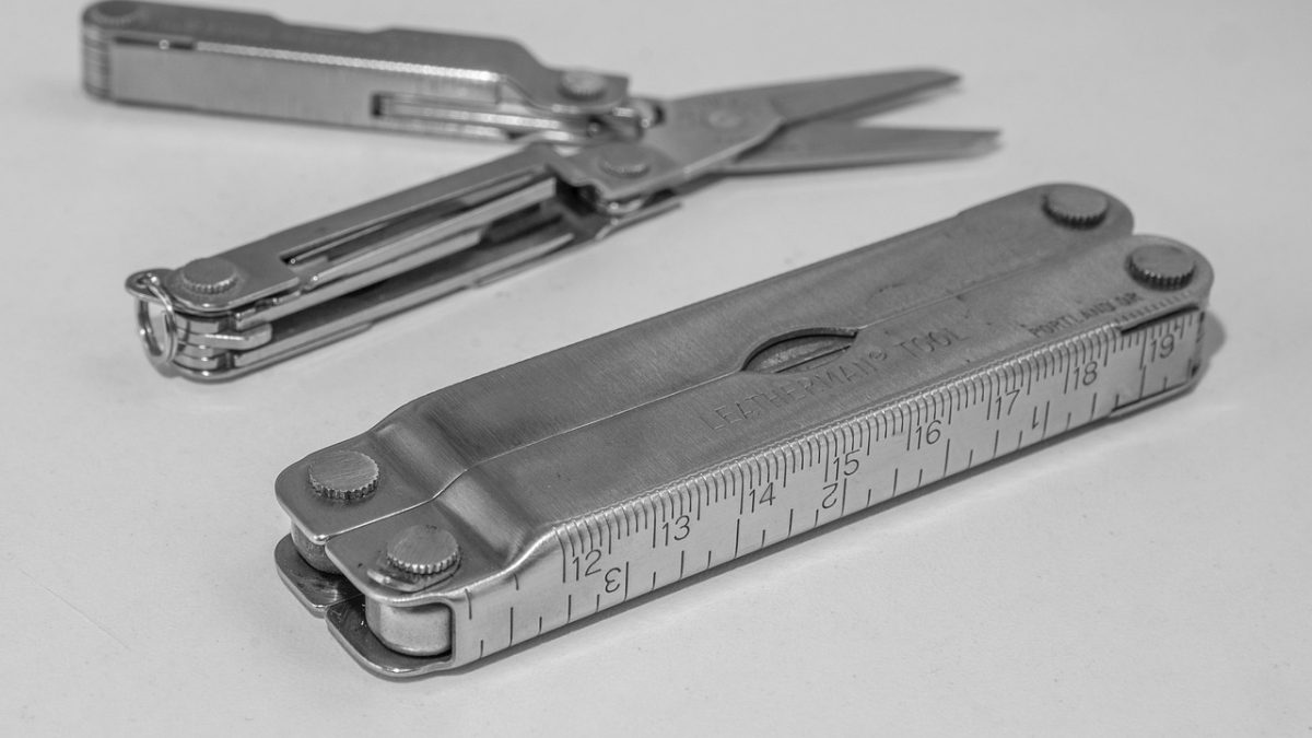 La Leatherman Wave Alpha llega con tijeras de verdad y una hoja MagnaCut: la navaja multiusos más cómoda de la marca