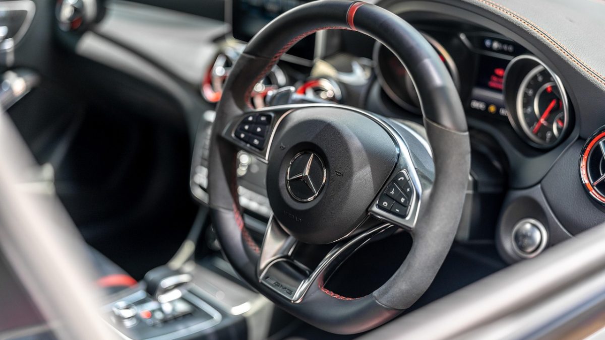 El Mercedes-AMG CLA 45 EV llega con tres motores axiales y una aceleración de infarto