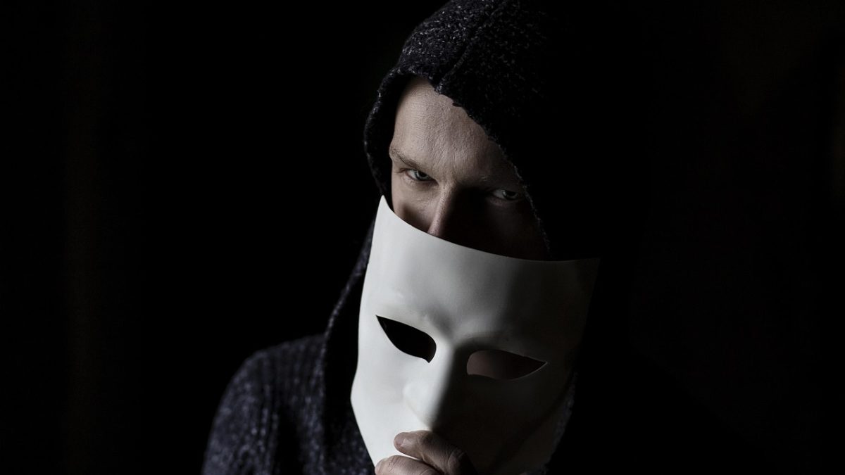 Cuidado con CrashStealer: el nuevo malware para macOS que se hace pasar por el notificador de fallos de Apple