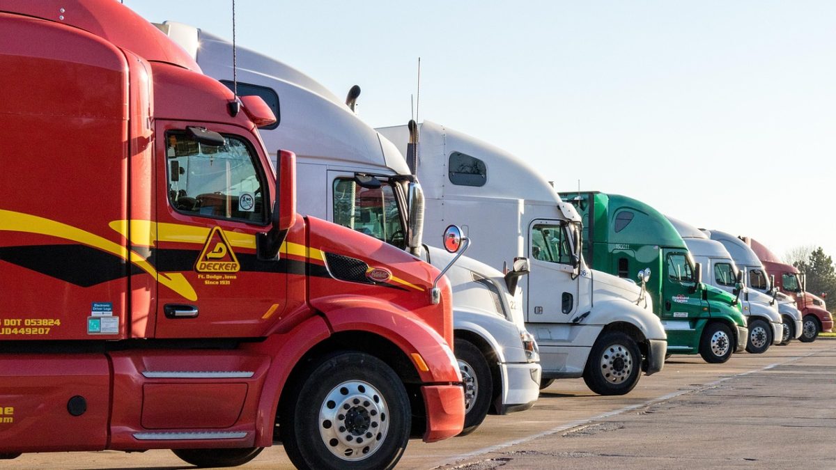 Einride se hace con 500 Tesla Semis: el mayor pedido público del camión eléctrico