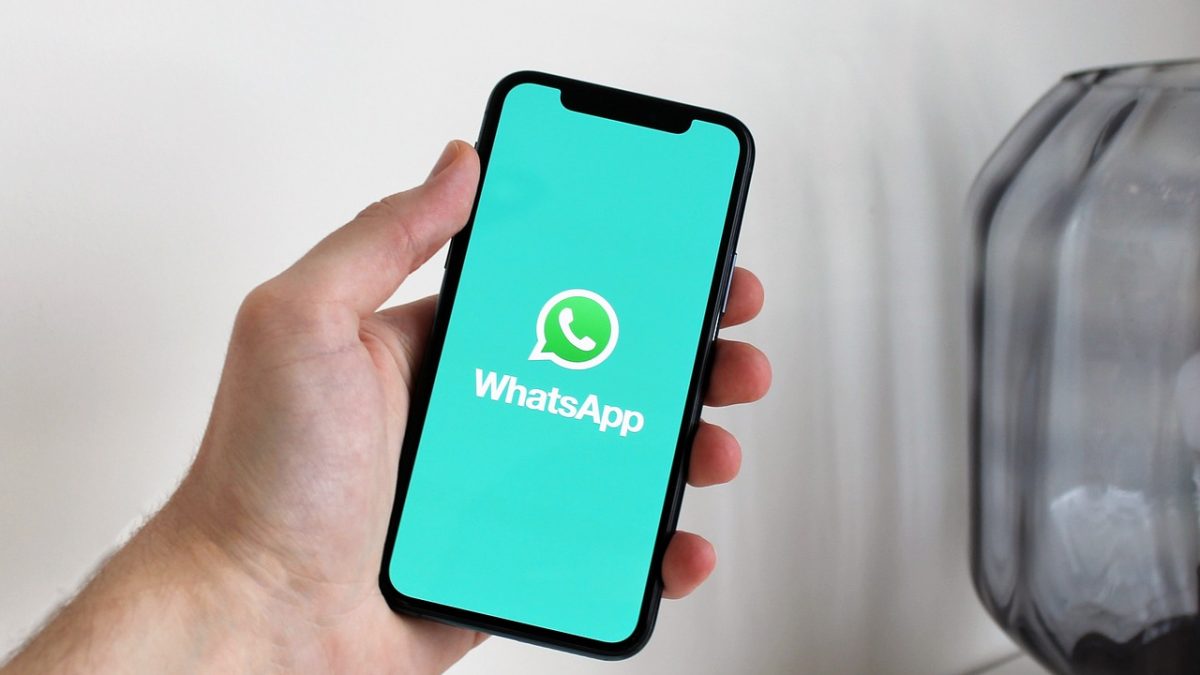 El nuevo timo de WhatsApp: te piden un voto y te roban la cuenta