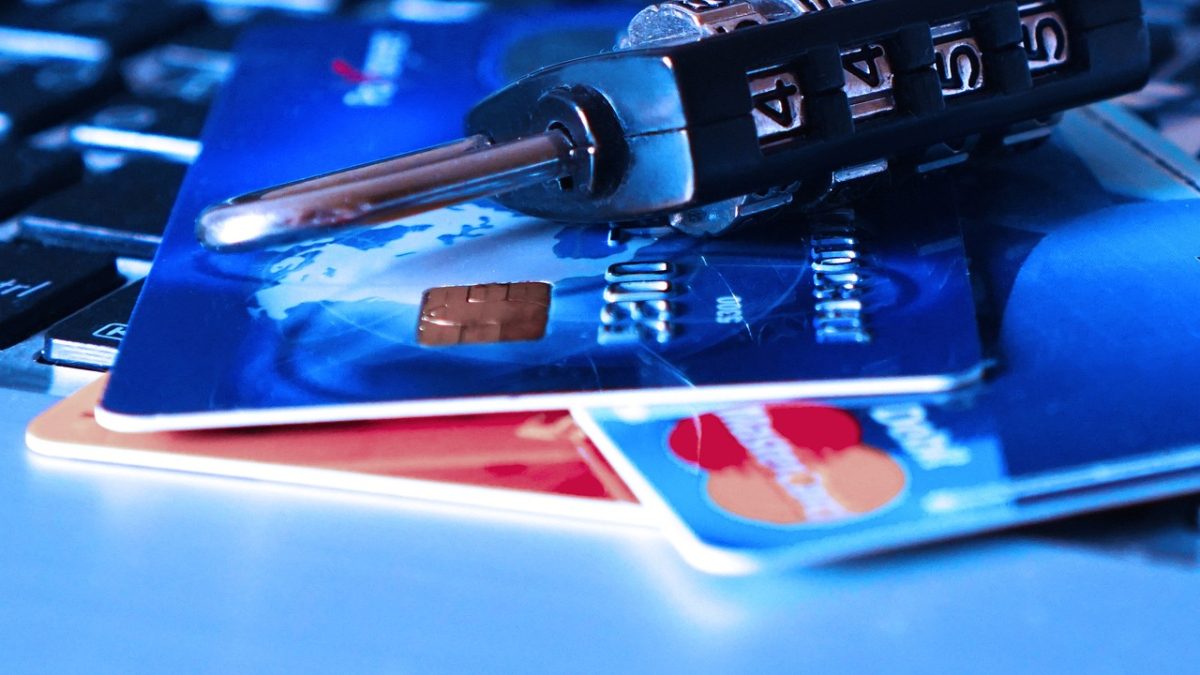 Tu tarjeta Visa caducada podría ‘revivir’ para pagos sin contacto: la vulnerabilidad ‘Zombie Card’