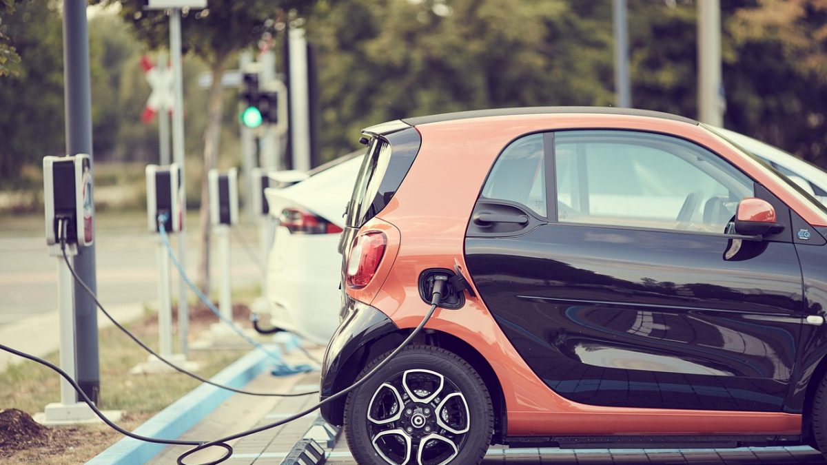 El Smart #2 ya tiene ficha técnica: un citycar eléctrico con batería LFP que casi triplica la autonomía del Fortwo