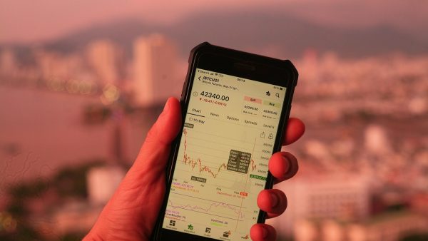 FomoPeek: la app de la App Store que escapó de la sandbox de iOS para robar 580.000 USDT