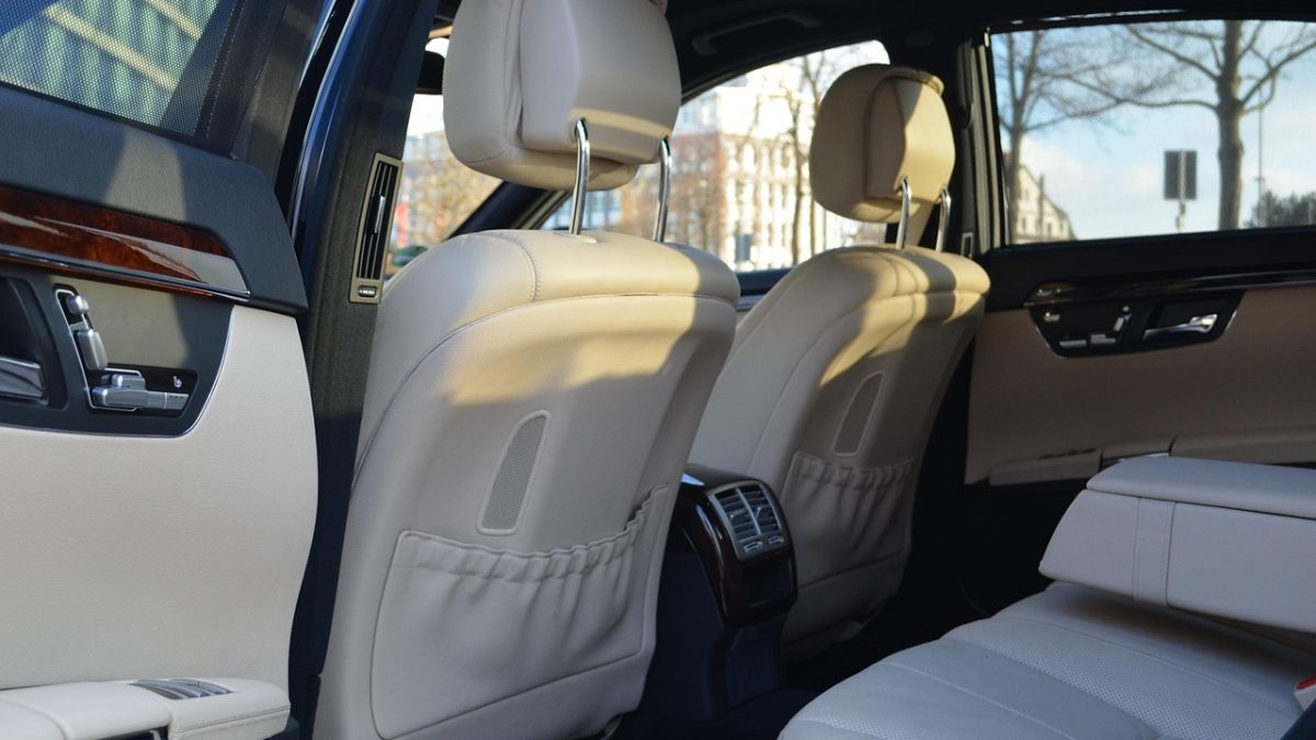 Mercedes ficha a Wayve: el «AI Driver» llegará a sus coches en dos años