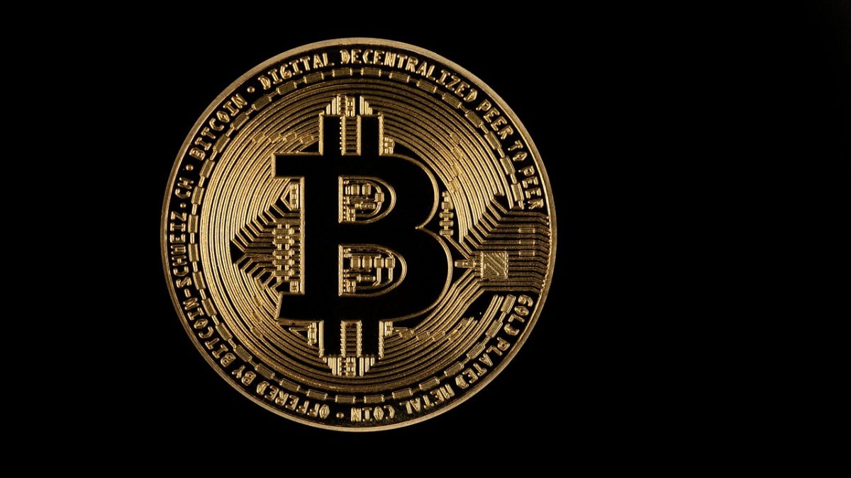 El bitcoin recupera el pulso: los ETF encadenan su tercera semana de entradas y recortan distancia al récord