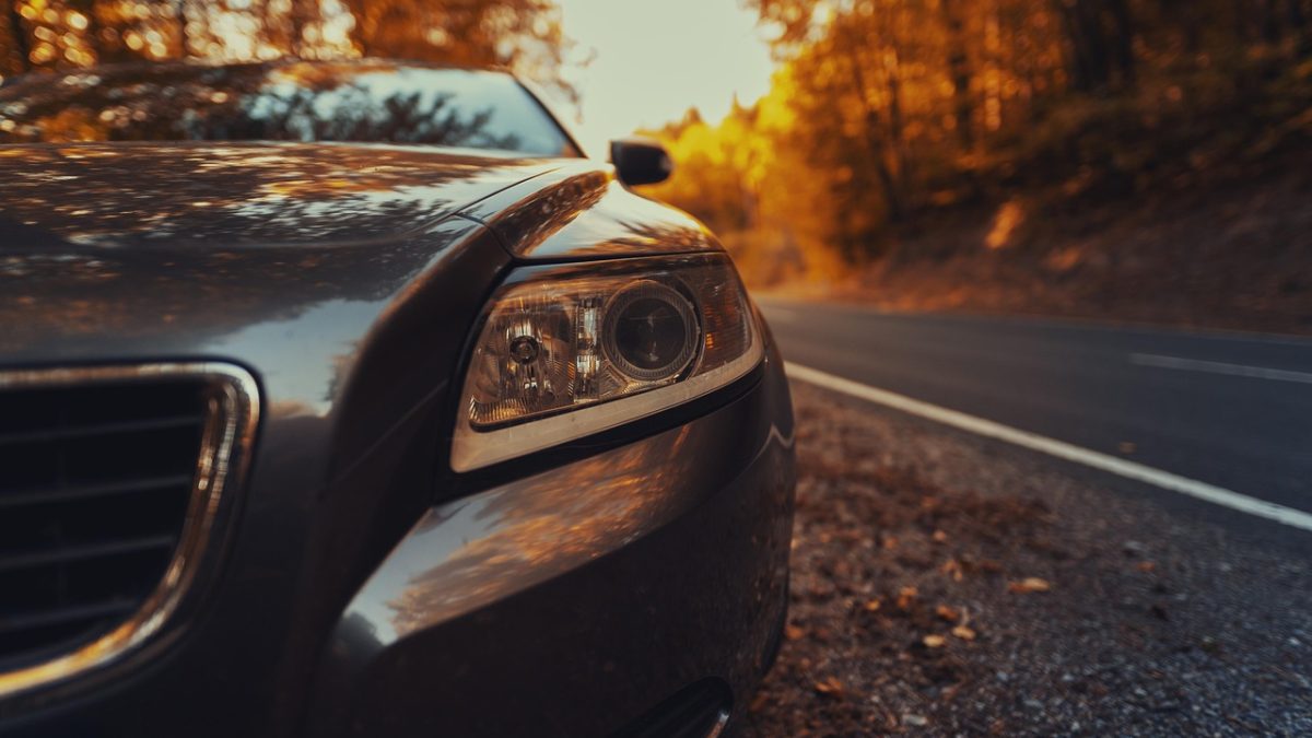 El Volvo EX60 supera su autonomía oficial en el mundo real: 352 millas con una carga